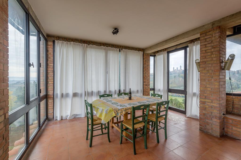 Agriturismo Santa Croce San Gimignano Habitación foto