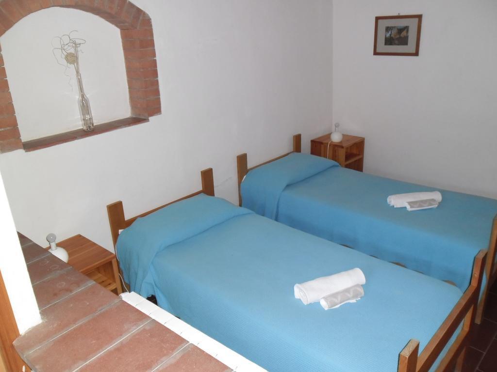 Agriturismo Santa Croce San Gimignano Habitación foto